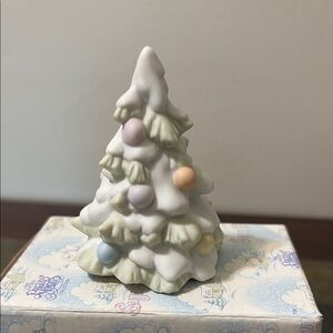 Precious Moments Sugar Town Christmas Tree Figurine